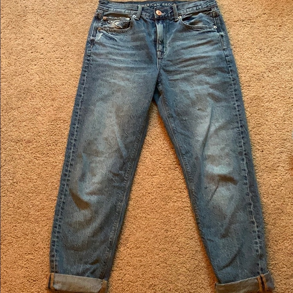 NWOT American Eagle boyfriend jeans! So cute!